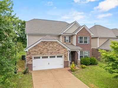 654 Foster Ln