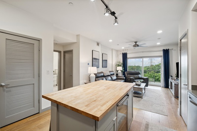 400 Herron Dr