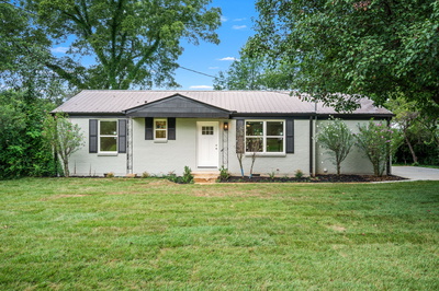 706 Mars St