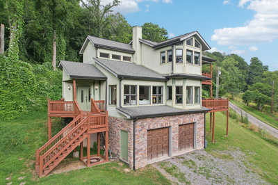 4212 Long Hollow Pike