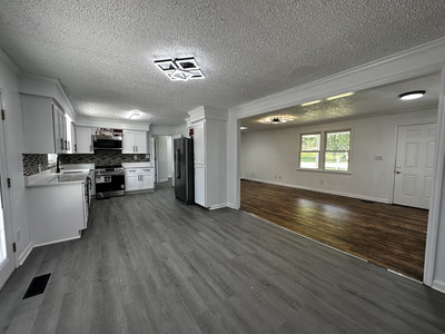 4093 Allison Ln