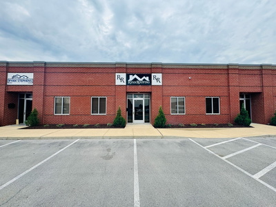 1633 W Main St