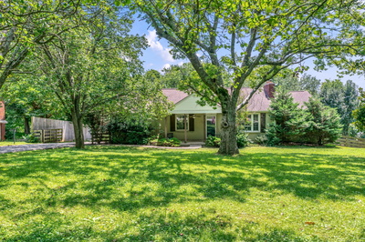 918 S Dickerson Rd