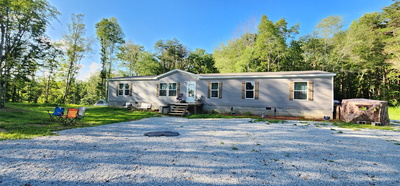 Exterior view of 3156 Flat Branch Rd in Tracy City, TN