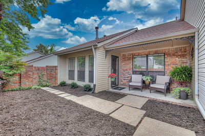 302 Laurel Hill Dr