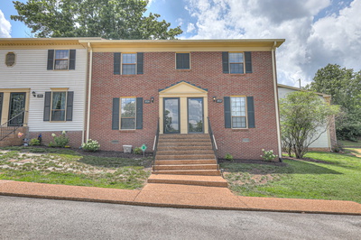 5720 Stone Brook Dr