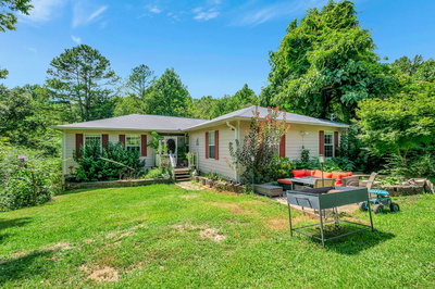 5569 Parker Branch Rd