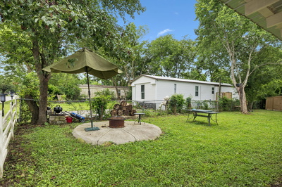 613 Sycamore Ln