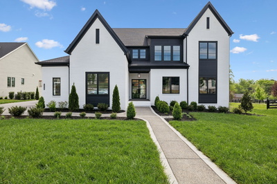 1556 White Barn