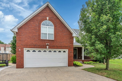 120 Danbury Ct
