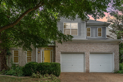 3027 Farmville Cir