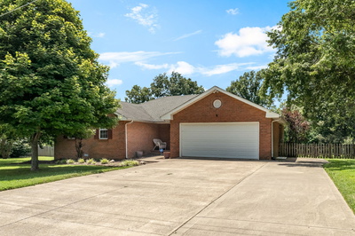 1005 Nina Dr