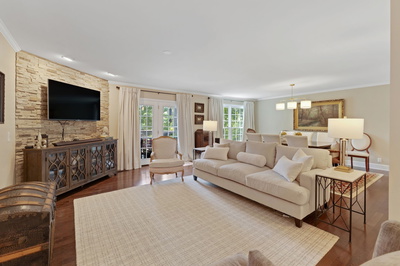 238 Hearthstone Manor Ln