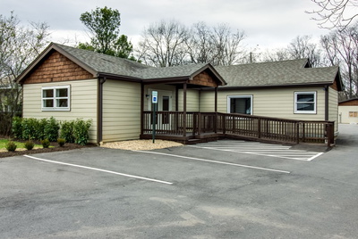 1410 W Main St
