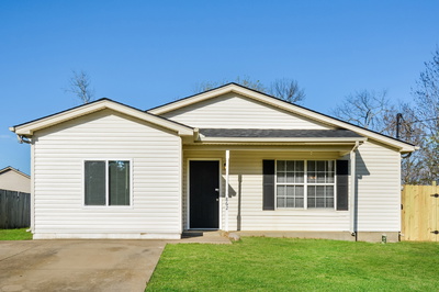 862 Lavergne Ln
