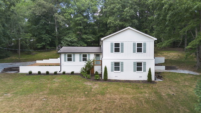 1829 E Haleys Creek Rd