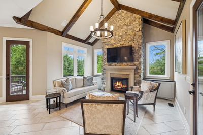 713 Pendragon Ct