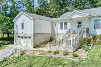 2643 Cloverdale Dr