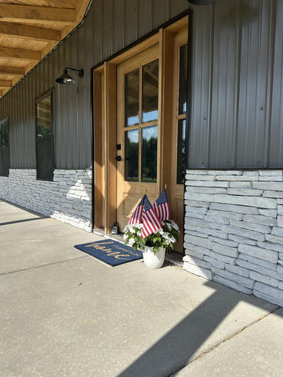 Exterior view of 134 Osco Dr in Hohenwald, TN