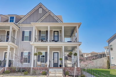 2333 Fairchild Cir