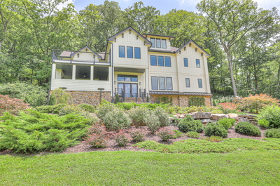 3004 Smith Ln