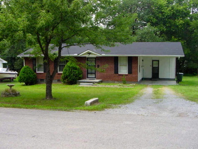 924 Oleander Dr