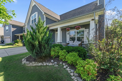 1221 Avery Dr
