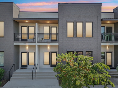 1104 Greenwood Ave