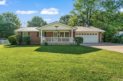 Exterior view of 109 John D St in La Vergne, TN