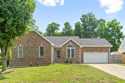 1576 Barrywood Cir, W