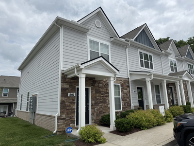 801 Dallas Dr