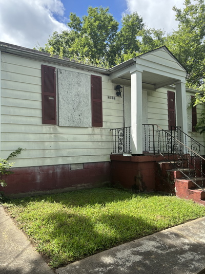 3217 Clifton Ave