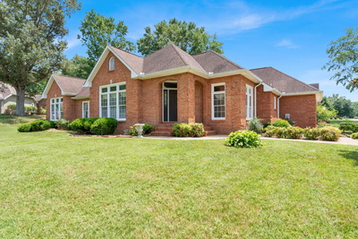 213 Ashebrooke Ln