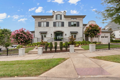 1542 Championship Boulevard