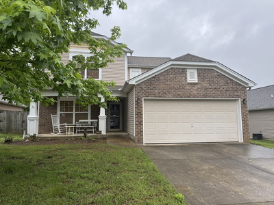 Exterior view of 1019 Lexington Farms Dr in Spring Hill, TN