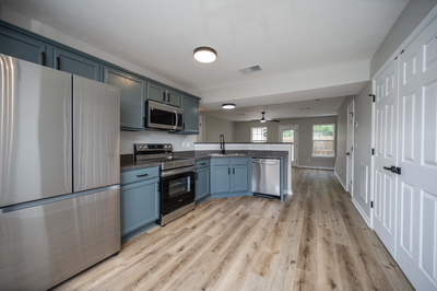 4004 George Buchanan Dr