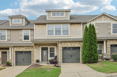 115 Stonecrest Dr