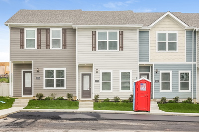 1082 Arlene Dr
