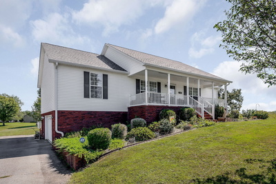 Exterior view of 1520 Hawkins Crawford Rd in Cookeville, TN