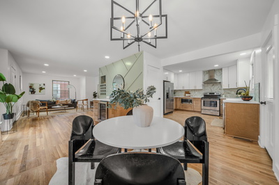 1110A Matthews Pl