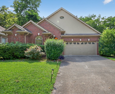 5518 Hearthstone Ln