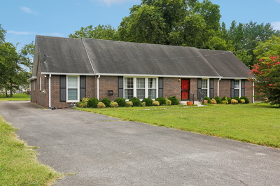 8024 Regency Dr