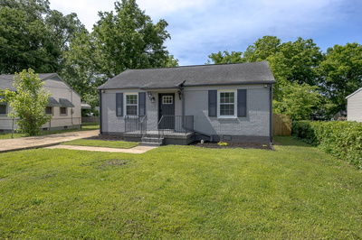 2705 Deerfield Dr