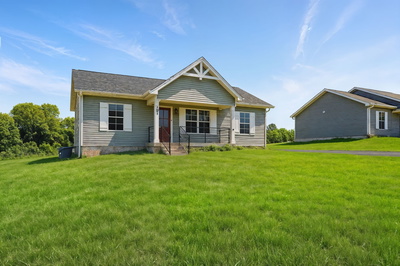 1085 Landing Ln