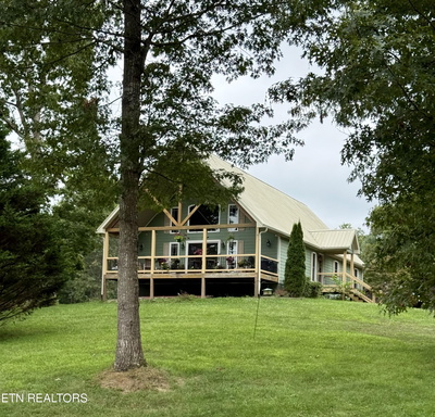 930 Spruce Creek Drive