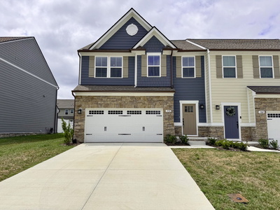 Exterior view of 1358 Crescent Ridge Dr in Gallatin, TN