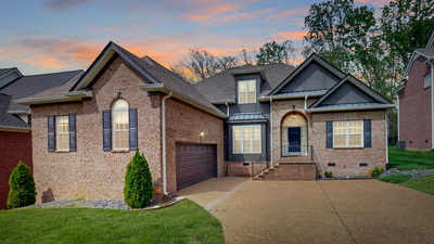 140 Ridgeview Trce