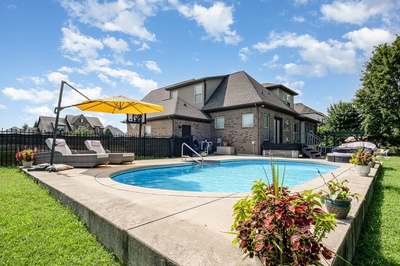 2827 Craythorne Dr
