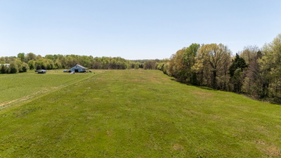 Exterior view of 1037 Smith Thompson Rd in Bethpage, TN