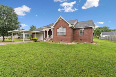 1011 Shirley Dr